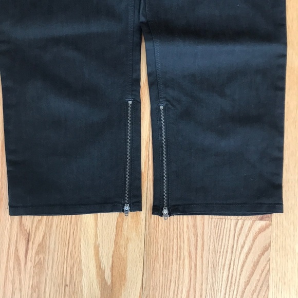 46. Geren Ford Crop Black Jeans - Picture 3 of 6